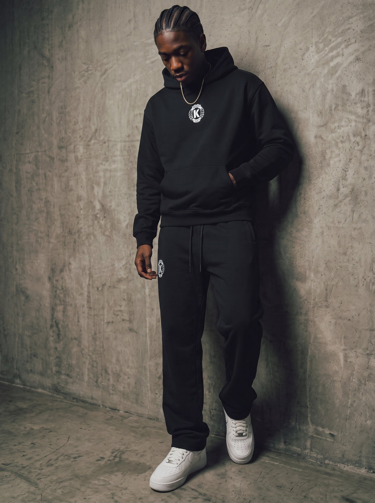 KORTEZ - Laurel Crest Hoodie and Sweatpants Set / Black