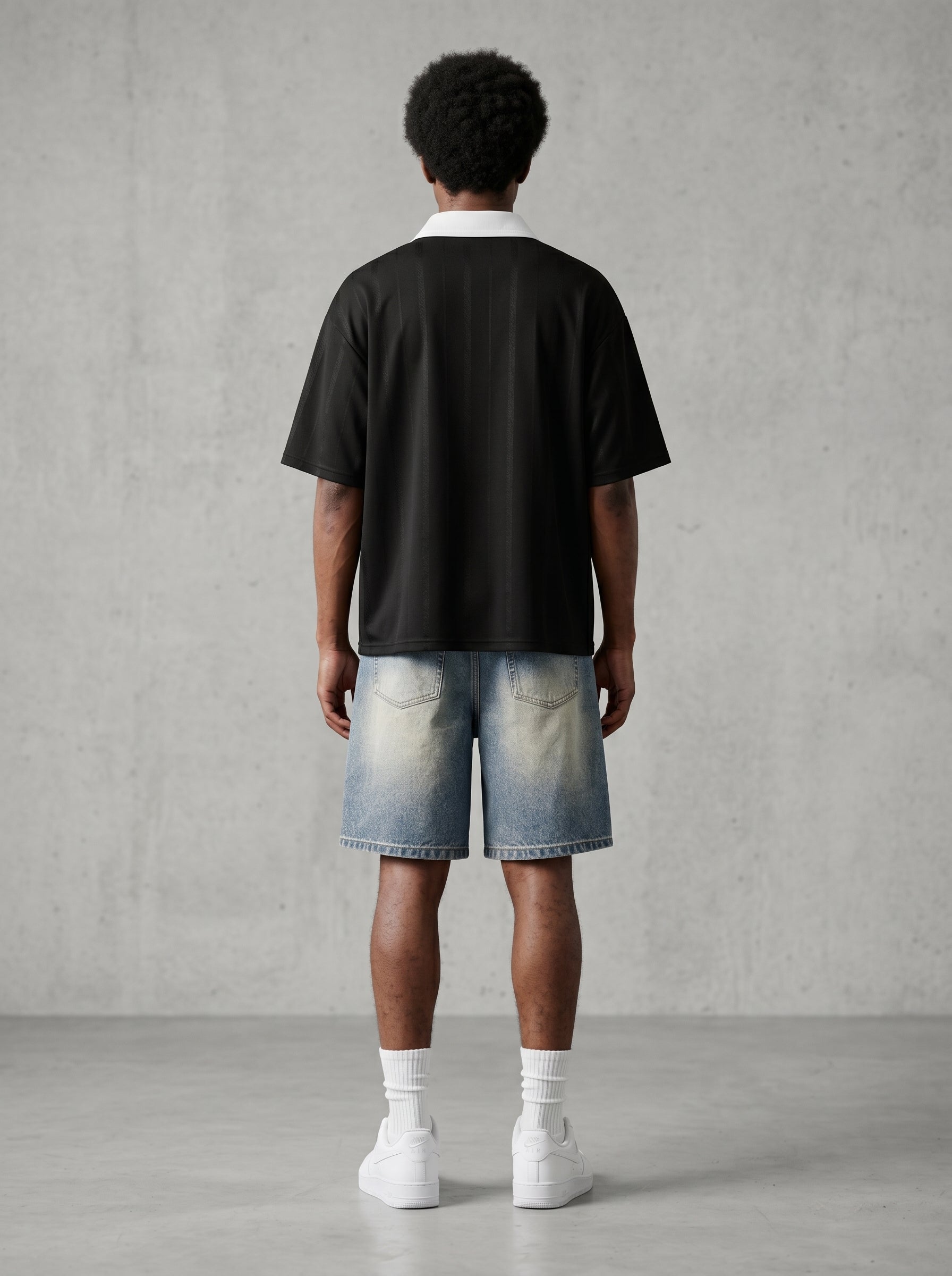 KORTEZ - Striped Soccer Jersey / Black